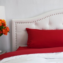 Load image into Gallery viewer, Red Velvet Pillowcase Set