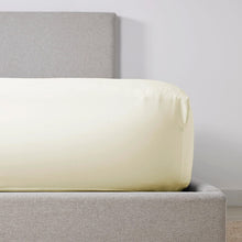 Load image into Gallery viewer, Vanilla Bean Sheet Set