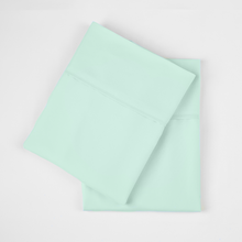Load image into Gallery viewer, Mint Julep Pillowcase Set